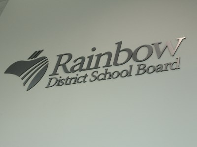 211211_MS_Rainbow_School_Board_4