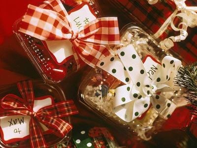 241211_ap_christmas_gifts