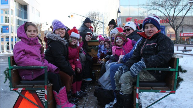 Horse and Carriage riders at the 2018 Santa Watch Party (Keira Ferguson/ Sudbury.com)