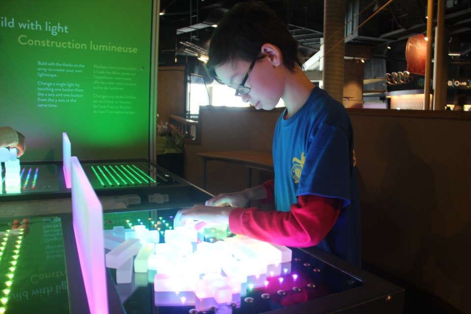 140219_HU_ScienceNorth_Renos_1