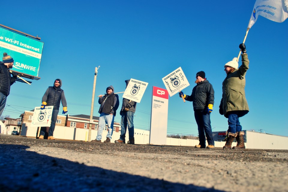 210322_TC_Rail_Strike 1web