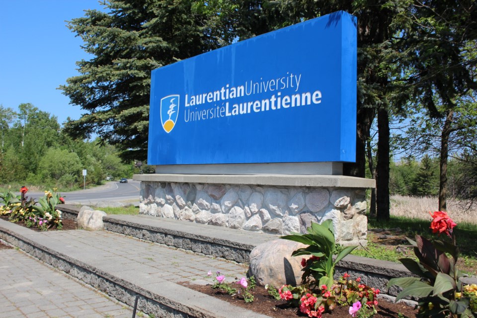 010623_hu_laurentian_10