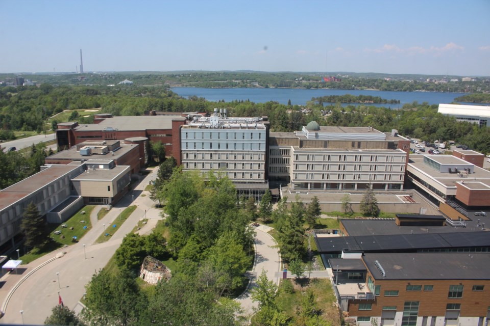 010623_hu_laurentian_7