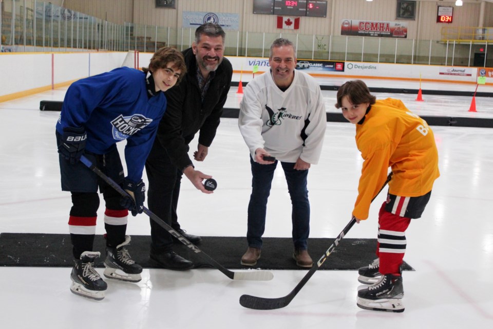Photos Nouvelon puckhounds explore hockey and life beyond Sudbury News