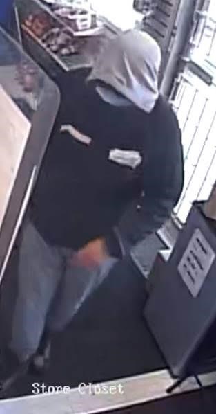 Greater Sudbury Police are seeking the assistance of the public to identify a man who robbed a gas station in Chelmsford last wee
