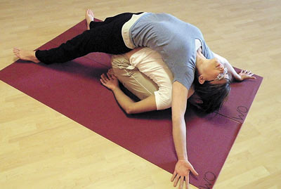 Partner yoga focuses on silent communication - Sudbury News
