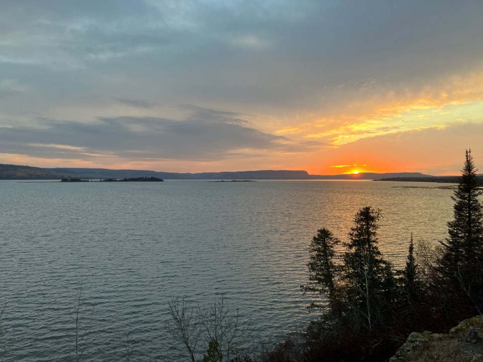 241122_jamesvandyken_tx2_3