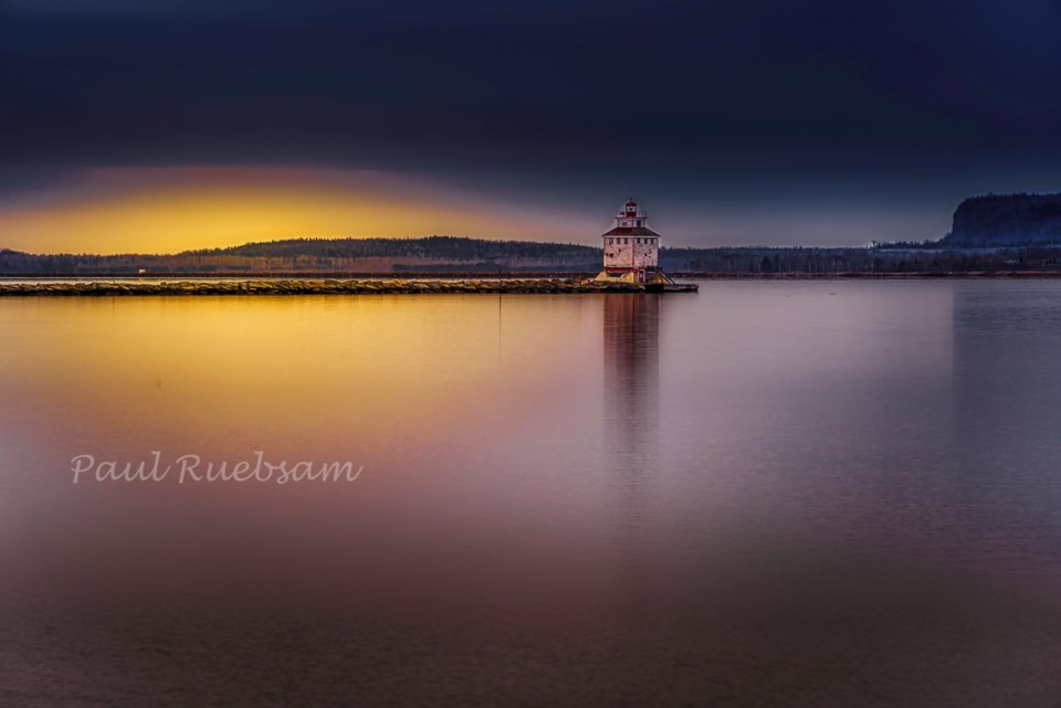 2205-lighthouse