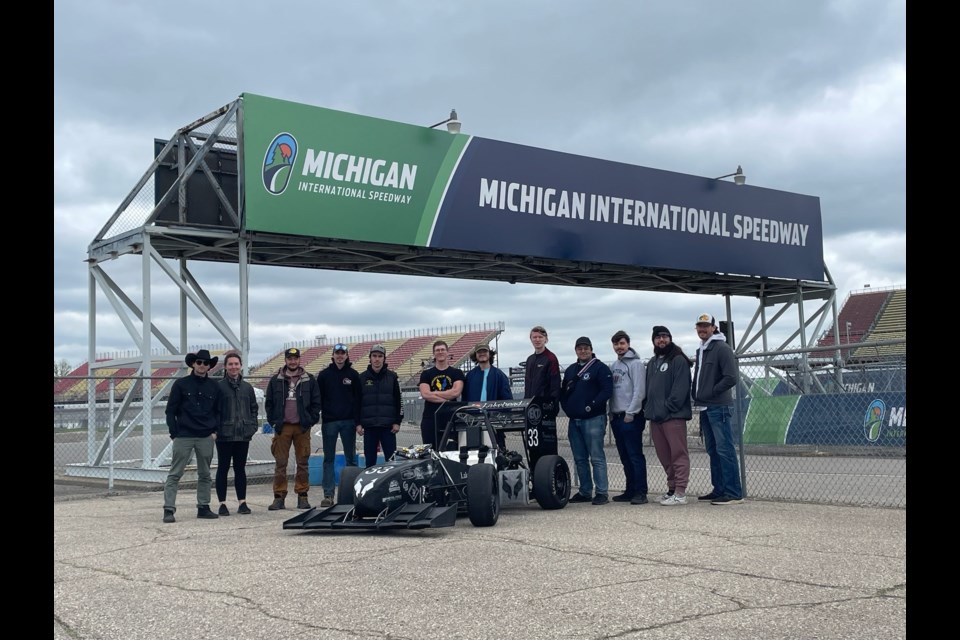 Lakehead Thunder Wolf Racing team and car No.33