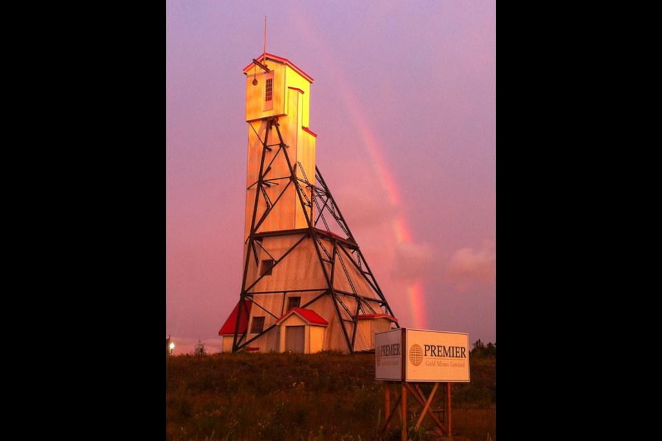 This mine shaft replica outside of Geraldton is on the proposed Greenstone Gold property. (TB Newswatch file photo)