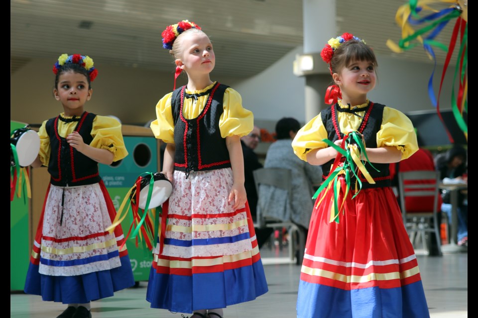 Young dancers with the Le Stelle Alpine Italian Dance group perform during the kick off of the 44th Annual Folklore Festival. 