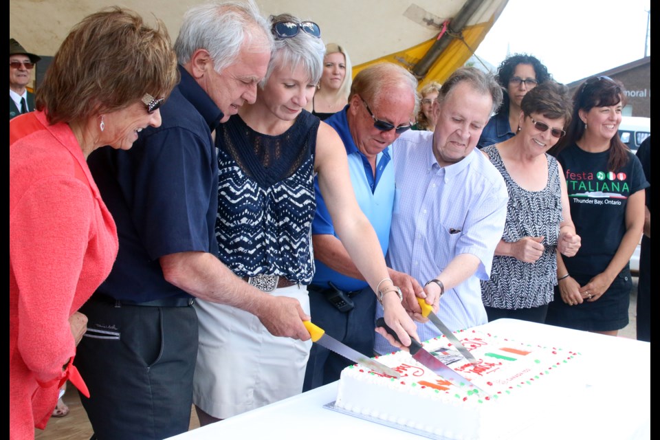 A Canada 150 cake was cut during the opening ceremonies of the 27th annual Festa Italiana at the Italian Cultural Centre. 