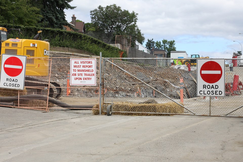 High Street wall construction
