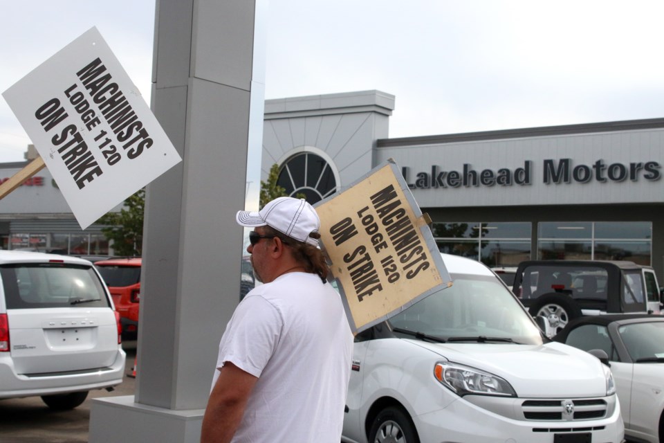 On Wednesday, mechanics and technicians at Lakehead Motors took strike action. 