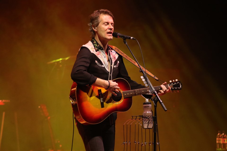 Blue Rodeo's Jim Cuddy performs on Wednesday, Jan. 11, 2017 at the Thunder Bay Community Auditorium (Leith Dunick, tbnewswatch.com). 