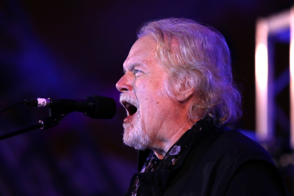 Randy Bachman closes out the 2017 Thunder Bay Blues Festival on Sunday, July 9, 2017 at Marina Park (Leith Dunick, tbnewswatch.com).