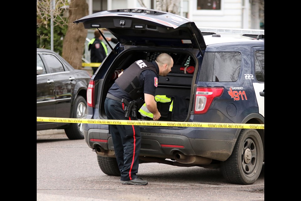 A Thunder Bay Police Service officer  at a crime scene in May of 2017 (File photo).