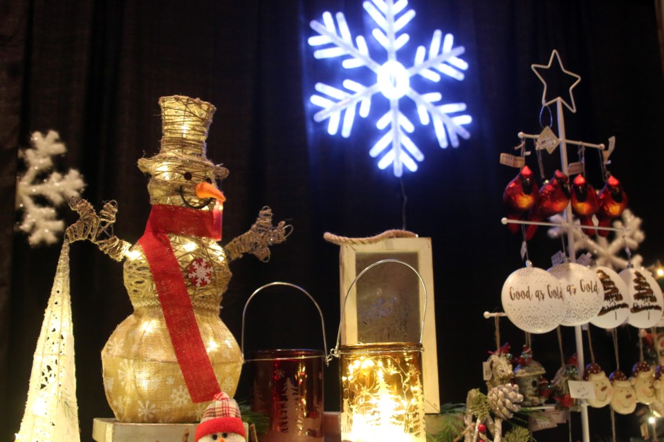 The Chamber of Commerce hosted its first annual Tis the Season Show and Shop to promote local businesses leading up to the holiday season. 