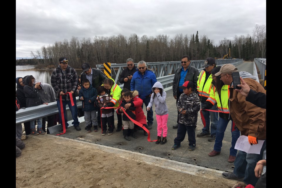 Round Lake Community Members at Ribbon-Cutting of Wa-Pik-Che-Wanoog bridge