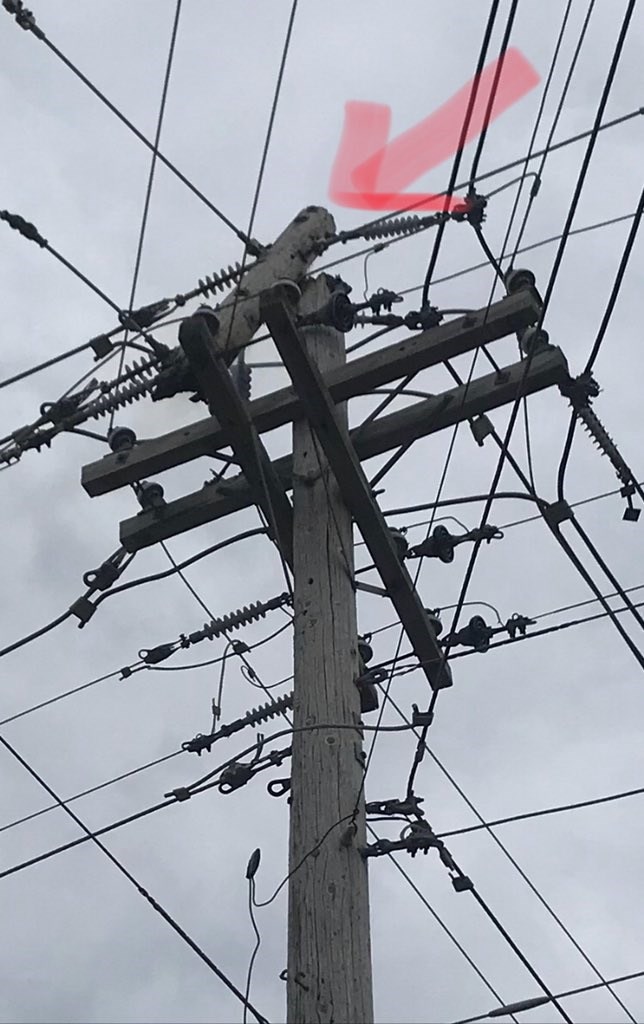 Broken hydro pole Apr 2018