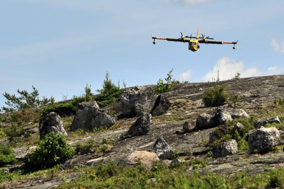 Forest fire aerial tanker 