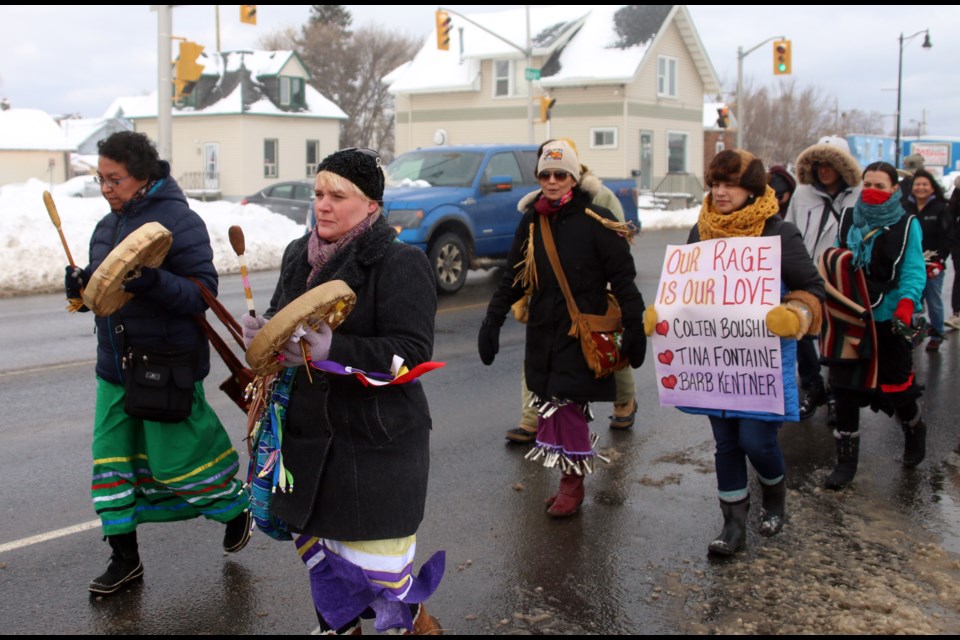 More than 100 people marched down May Street to the Thunder Bay Courthouse in honour of Tina Fontaine on Sunday. (Photos by Doug Diaczuk - Tbnewswatch.com). 