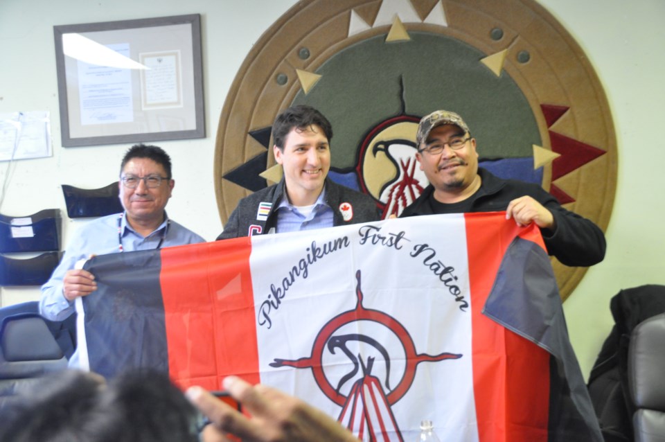 PM visit to Pikangikum FN (3)