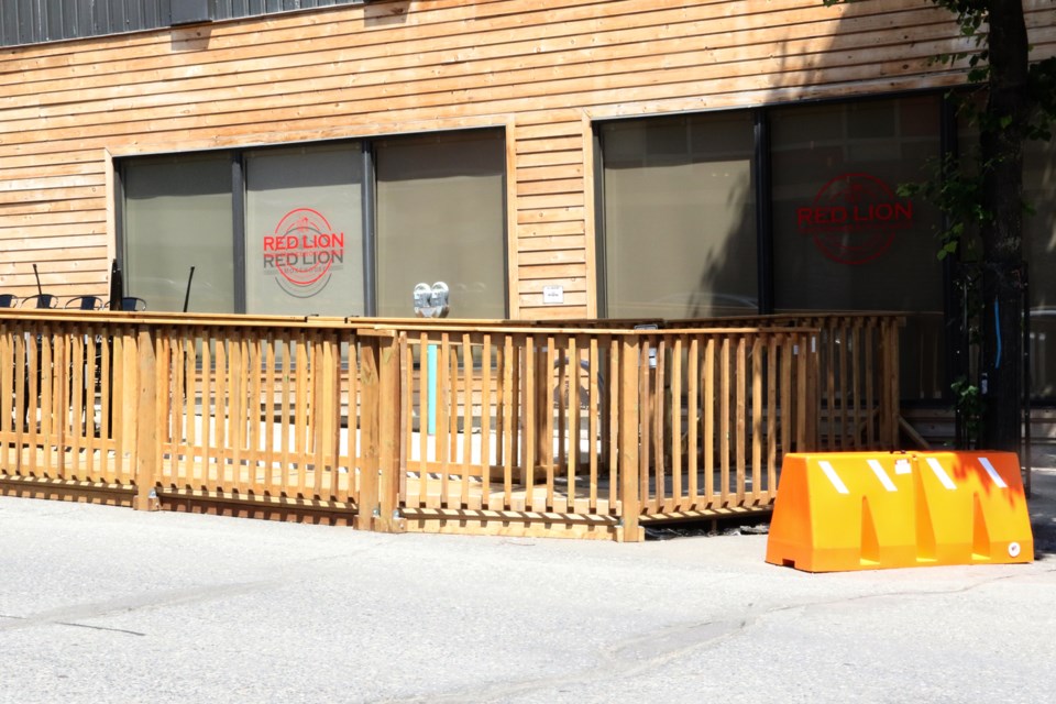 The Red Lion said they've has success so far with a pop-up patio. (Michael Charlebois, tbnewswatch)