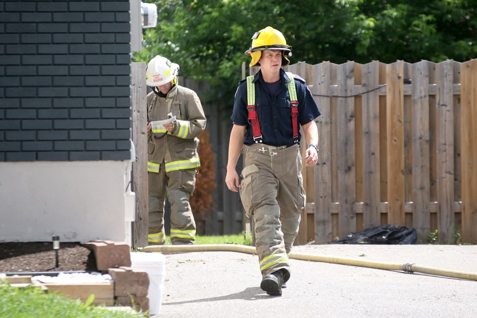 Thunder Bay Fire Rescue crews battle a small residential fire on Sheridan Crescent on Tuesday, July 17, 2018. (Leith Dunick, tbnewswatch.com)