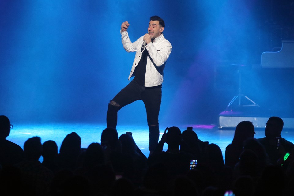 Lead singer Jacob Hoggard of Hedley performs on Friday, March 16, 2018 at the Thunder Bay Community Auditorium. (Leith Dunick, tbnewswatch.com)