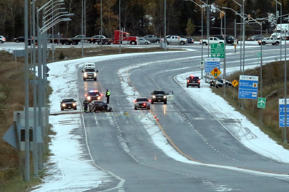 Police investigate a multiple-vehicle collision along the Thunder Bay Expressway on Wednesday, Oct. 17, 2018. (Leith Dunick, tbnewswatch.com)