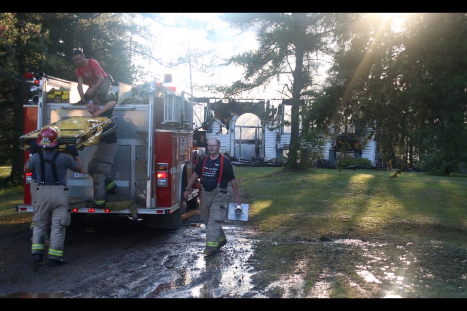 Crews with Oliver Paipoonge Fire and Emergency Services were on the scene of a late afternoon fire that completely destroyed a home on the 100 block of Pennock Drive. (Photos by Doug Diaczuk - Tbnewswatch.com). 