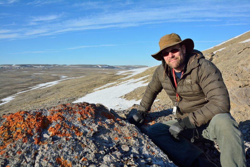 Lichenologist Dr. Troy McMullin will host the conference (Cdn. Museum of Nature)