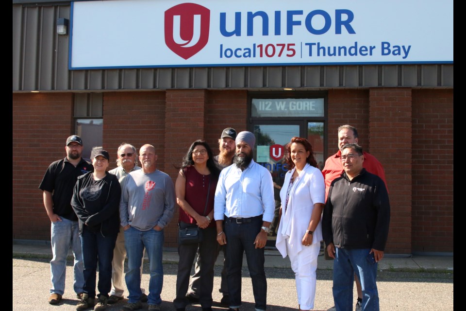 NDP leader, Jagmeet Singh met with Bombardier workers and announced his party's plans for new procurement regulations that would see more Canadian content in Canadian plants. (Photo by Doug Diaczuk - Tbnewswatch.com). 