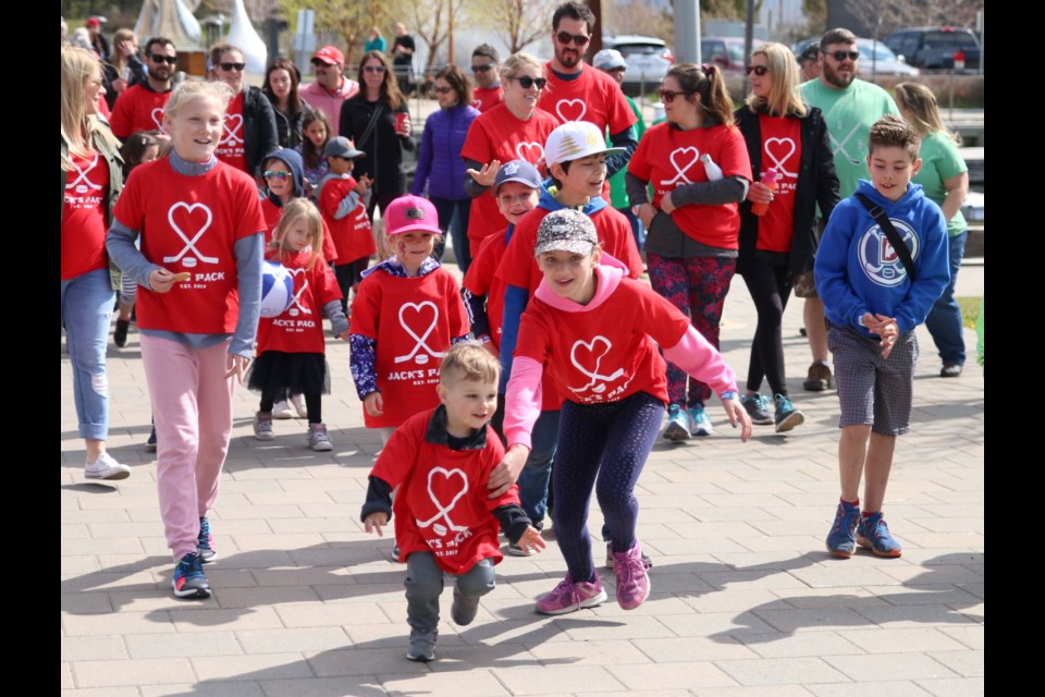 The 26th Annual Walk to Cure Diabetes raised more than $30,000 locally. (Photos by Doug Diaczuk - Tbnewswatch.com). 