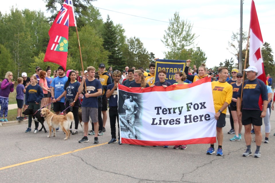The 39th Annual Terry Fox Run saw hundreds of people come out in the city where his Marathon of Hope ended. (Photos by Doug Diaczuk - Tbnewswatch.com). 