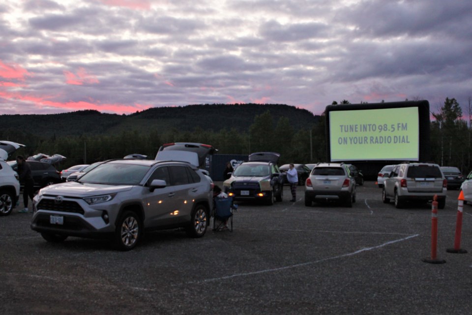 Interstellar Outdoor Cinema in Neebing. (Photos by Ian Kaufman, tbnewswatch.com)