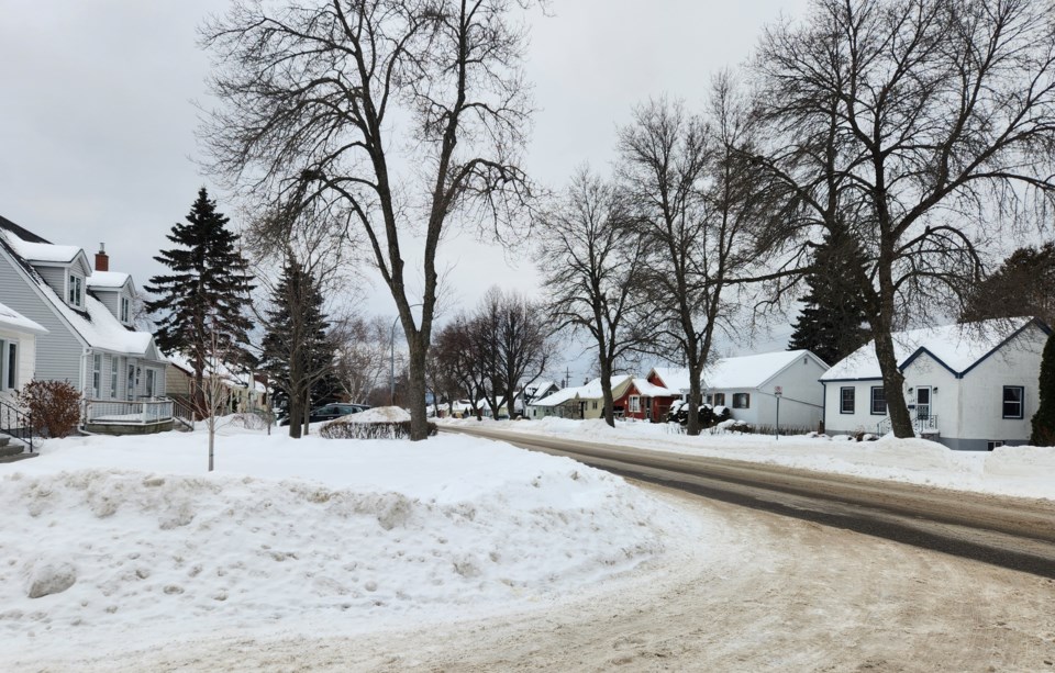 thunder-bay-neighbourhood-winter