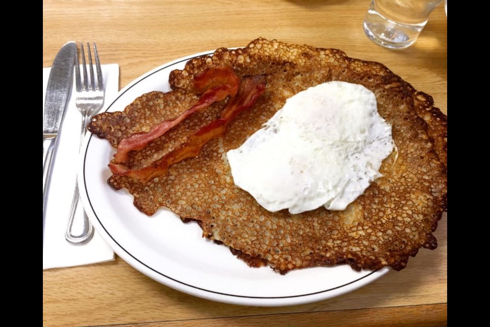 The Hoito's famous pancakes are set to make a return to the Thunder Bay Country Market. (File photo)