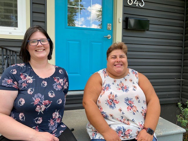 Dawnelee Wright (r) sits with her intervenor Samantha Deenik (submitted photo)