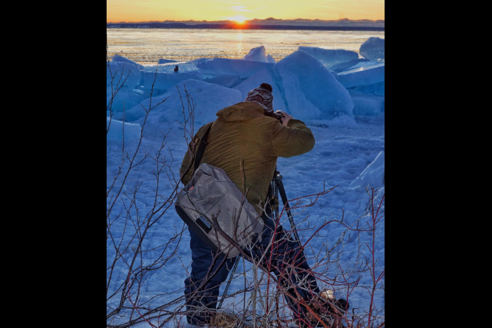 Wilderness North says only a few photographers have asked for permission to come onto its property to take pictures of the ice (Facebook/David Siczkar/Capturing the Bay)