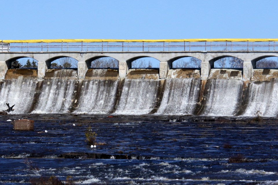 Boulevard Lake Dam 2