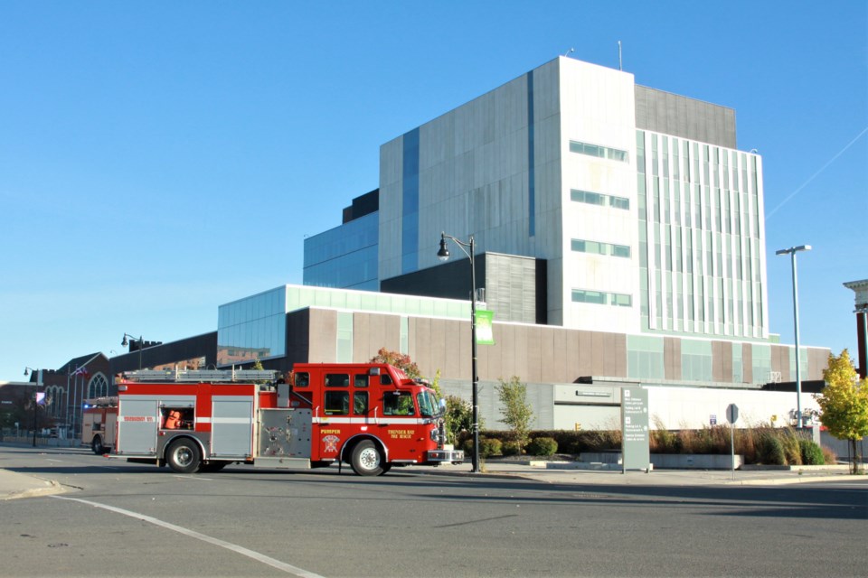 Thunder Bay Courthouse fire 3