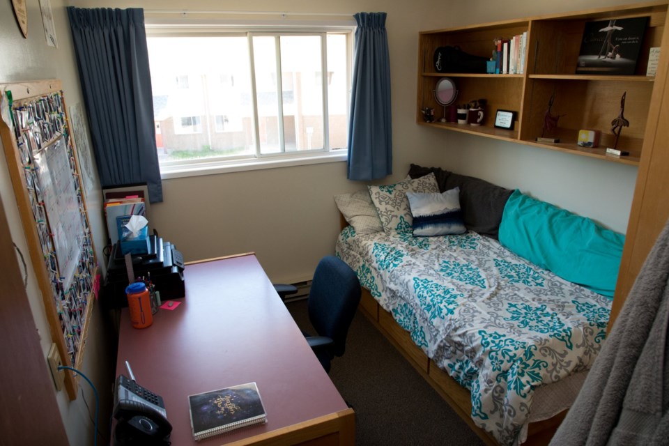 lakehead university residence