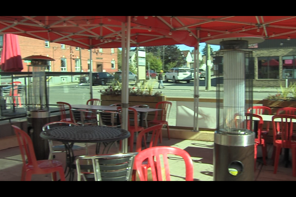 Nook on Bay Street has five outdoor tables, and seven tables inside (Mike Mohorovich/TBTV photo)