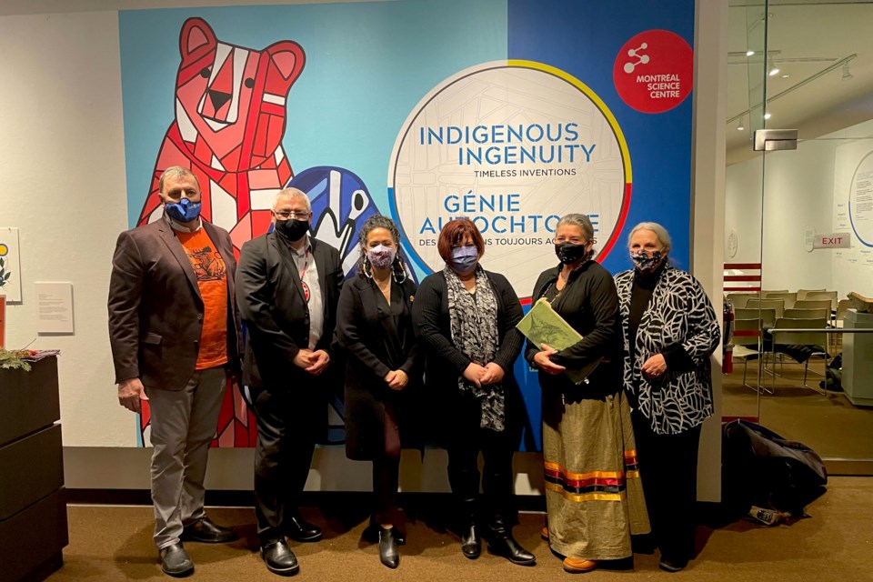 Representatives from Indigenous Tourism Ontario, Science North, Thunder Bay Art Gallery, NAN and the City of Thunder Bay