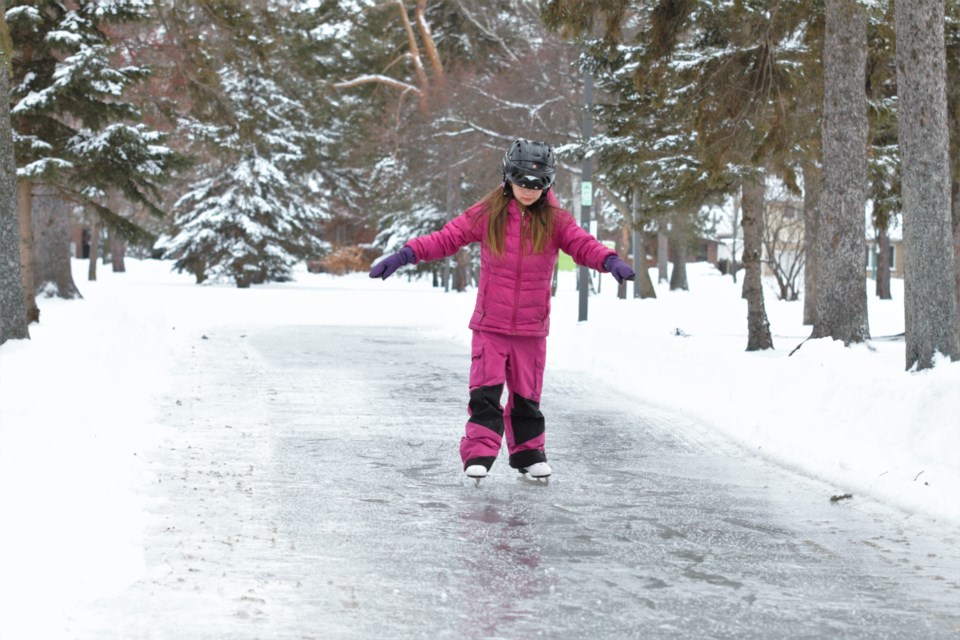 Vickers skate path