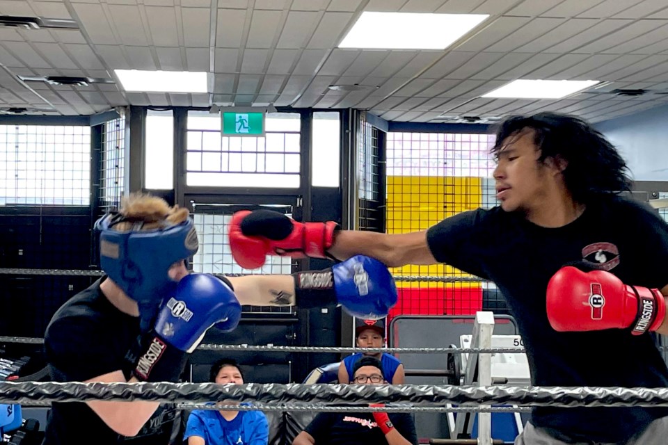 Local youth train at the Underground Gym (Justin Hardy / tbnewswatch.com)