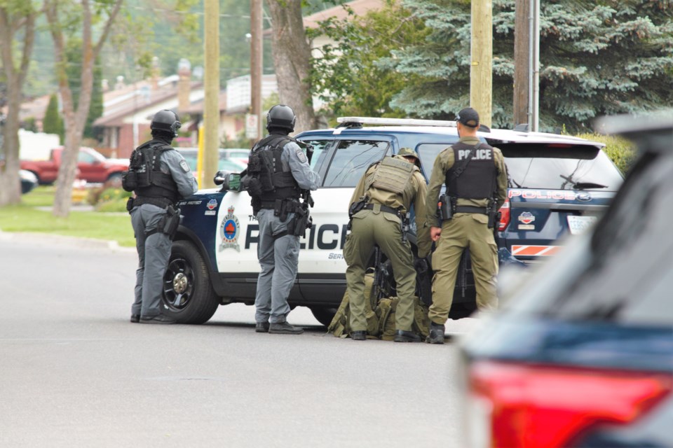 Police engaged in an hours-long standoff on Conmee Street Tuesday morning. (Ian Kaufman, TBNewswatch)