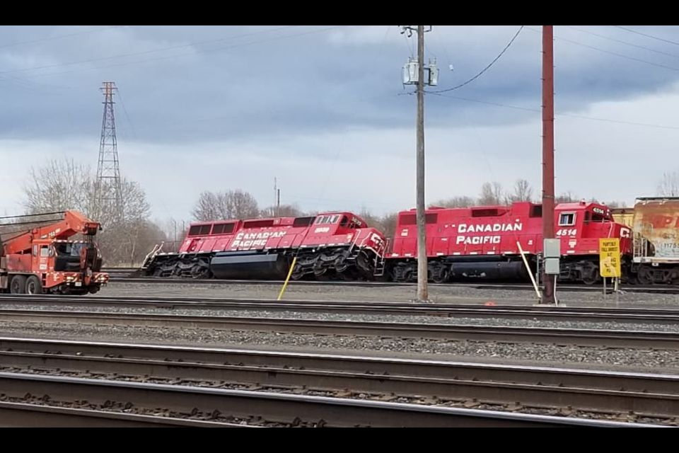 A Canadian Pacific Railway locomotive came off the tracks on Wednesday, May 5, 2021 in Thunder Bay. (Ian Milani, special to tbnewswatch.com)